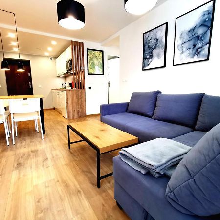 Apartament Z Widokiem Na Park Polanica-Zdroj Luaran gambar