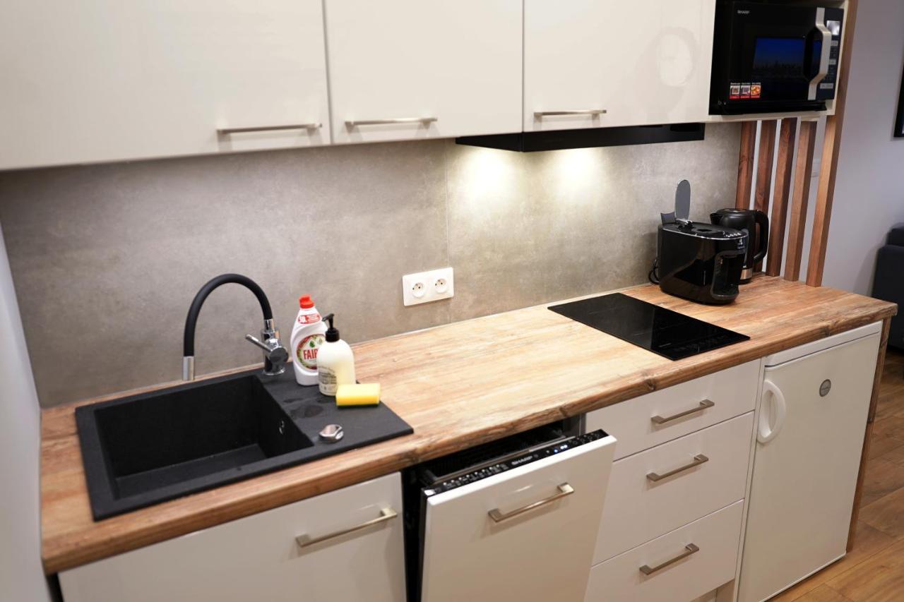 Apartament Z Widokiem Na Park Polanica-Zdroj Luaran gambar